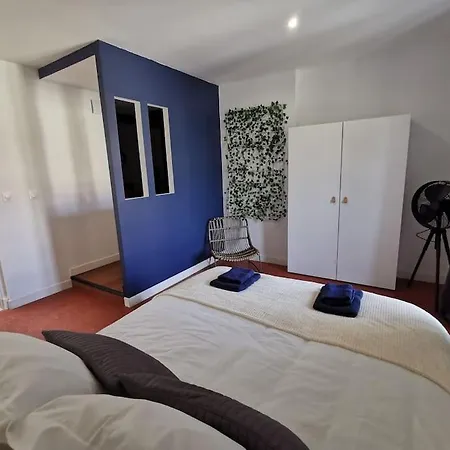 Soleil Poudre 1 Chambre, Piece De Vie Climatisee, Parking, Terrasse * Villeneuve-les-Avignon